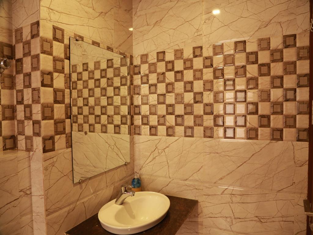 Hotel Shivam International - A Well Hygiene Property All Staff Vaccinated " New Delhi Exterior photo